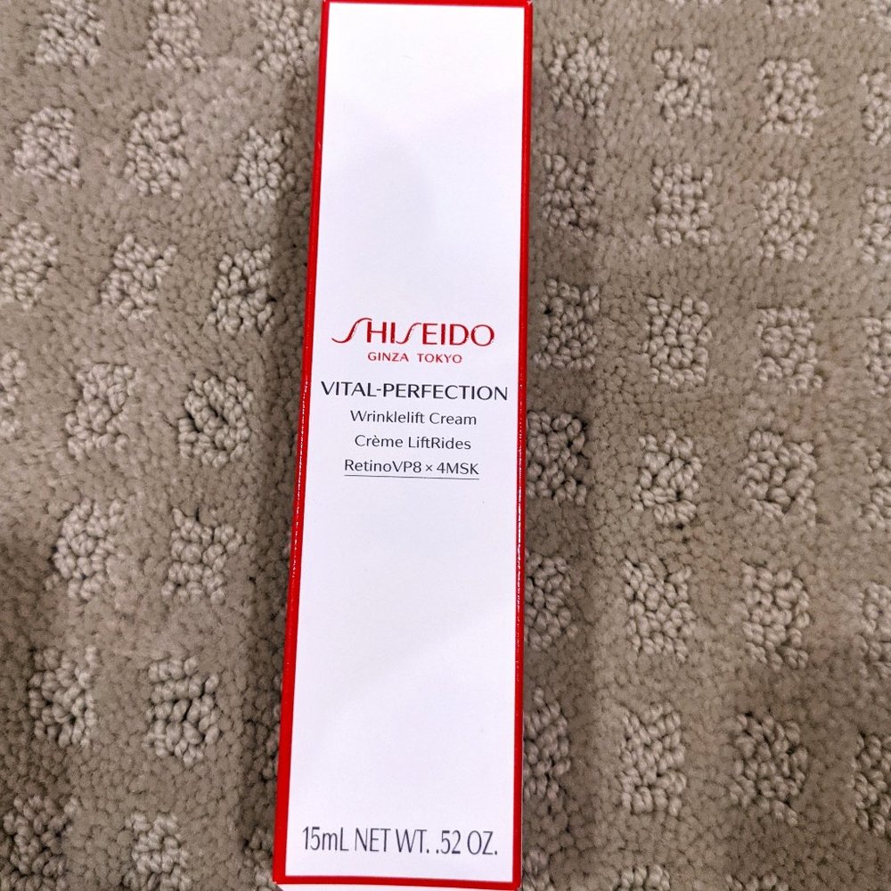 Shiseido Vital-Perfection Wrinklelift Cream